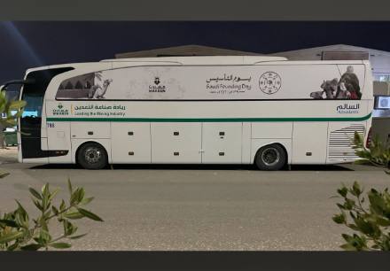 براندينج السيارات — نموذج 72 — مصانع التميز للدعاية والإعلان