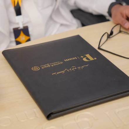 الدروع والهدايا الدعائية — نموذج 261 — مصانع التميز للدعاية والإعلان